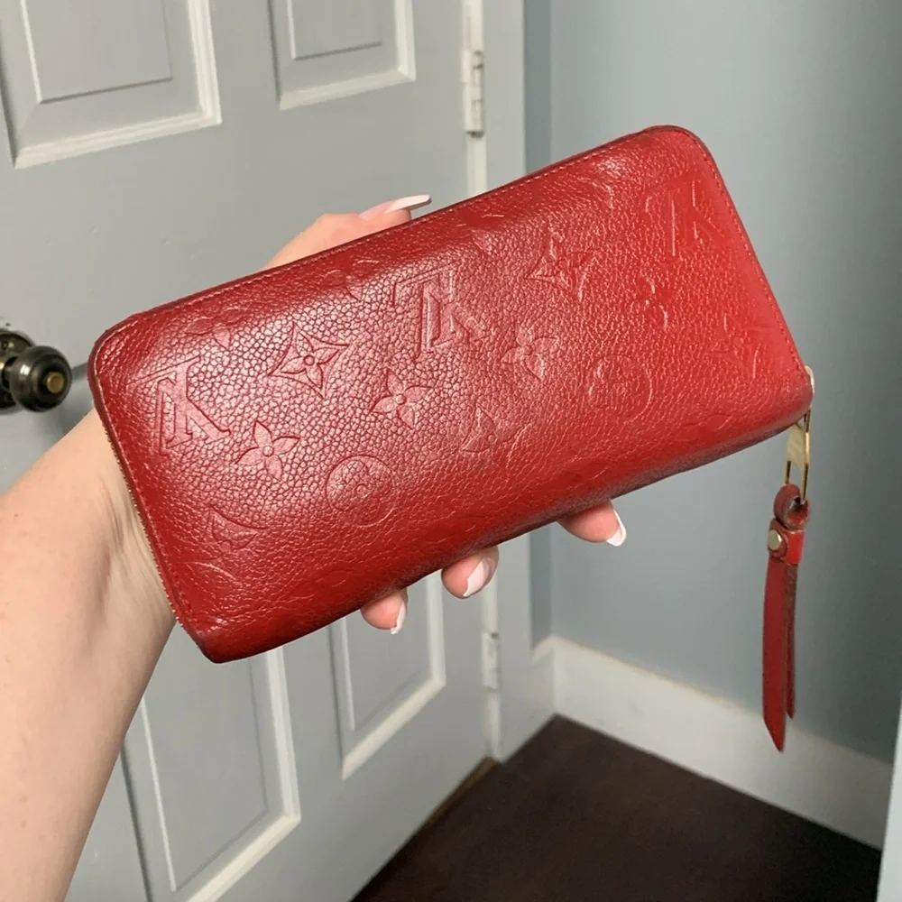 2015 authentic Louis Vuitton red empreinte leather zippy